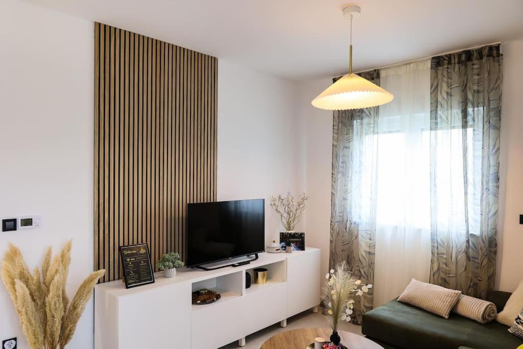 Grgic Apartments - Lux Apt2 - Free Parking Zagreb Luaran gambar